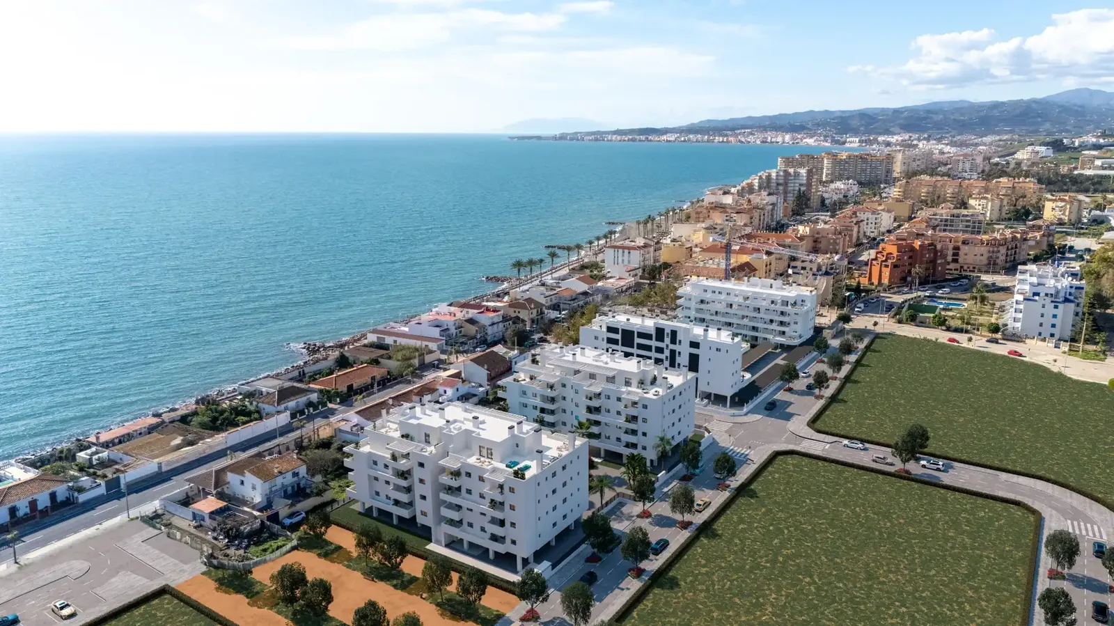 Vista aérea del residencial y el mar en Algarrobo-Costa