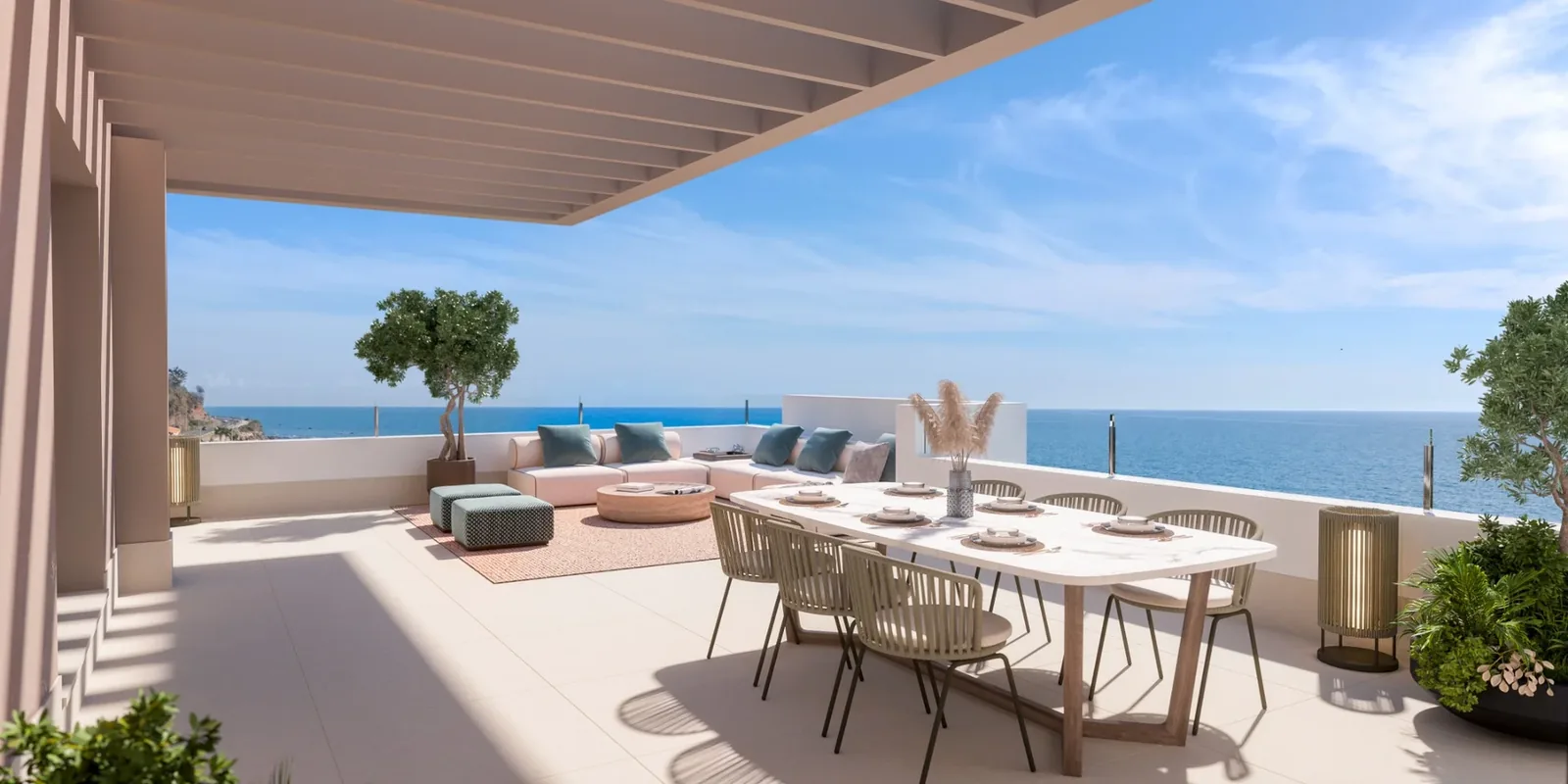 Terraza del ático con vistas al Mediterráneo